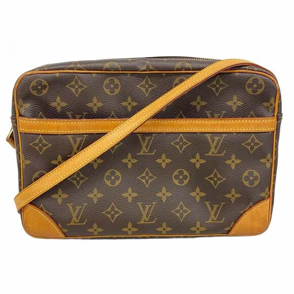Louis Vuitton Handbags - LOUIS VUITTON Brown Monogram Shoulder Bag